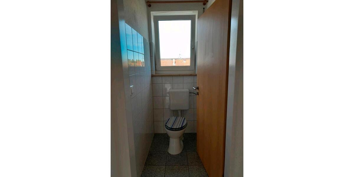 Etagenwohnung Königsmoos - 3 Zimmer, 87 m&sup2;, 850&euro; | Angebot:26409774
