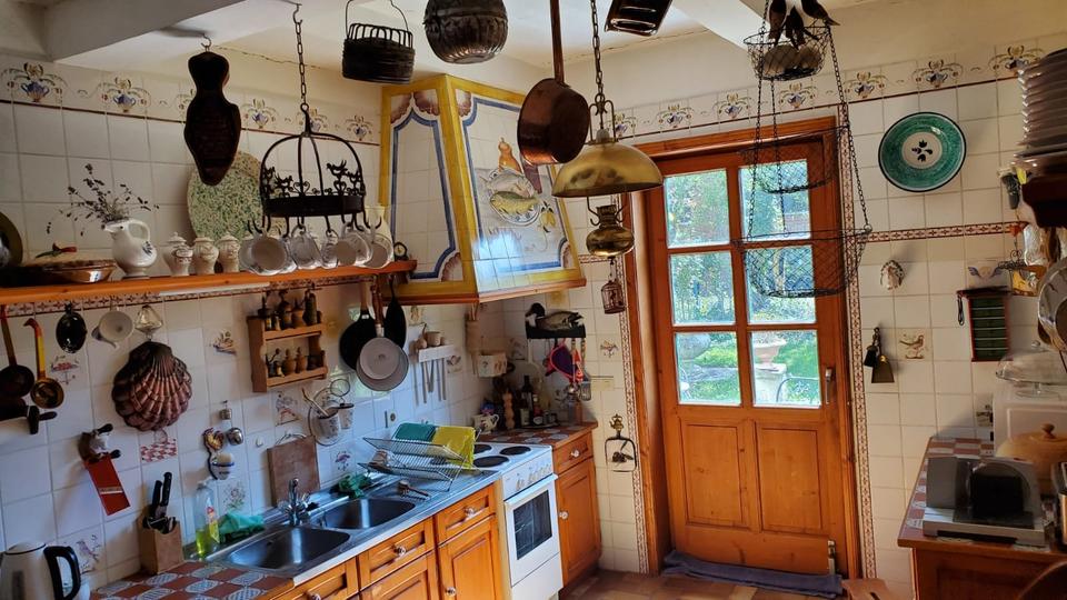 Villa Cremlingen - 8 Zimmer, 278 m&sup2;, 430.000&euro; | Angebot:25570472