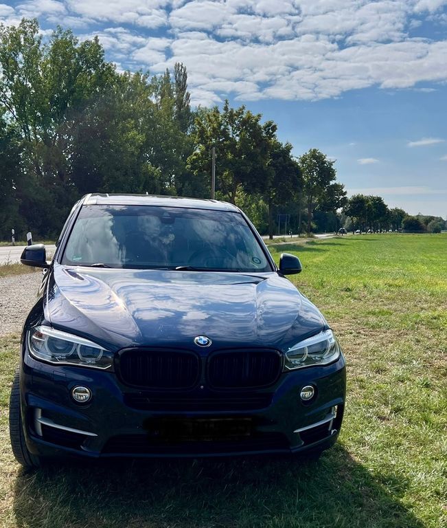BMW X5 212.000 km 19.500 € Ingolstadt 85049
