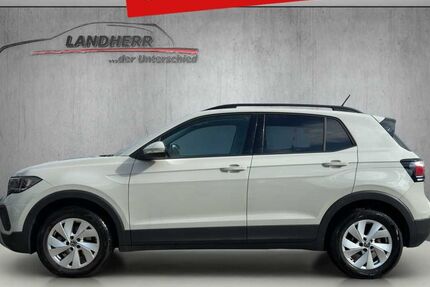 VW T-Cross 24.675 km 21.915 &euro; Thannhausen 86470
