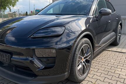 Porsche Macan 24.459 km 69.911 &euro; Friedberg 86316