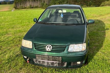 VW Polo 164.687 km 900 &euro; Breidenbach 35236