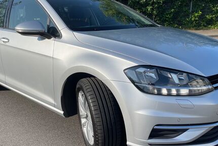 VW Golf 151.300 km 14.649 &euro; Hamburg 20357