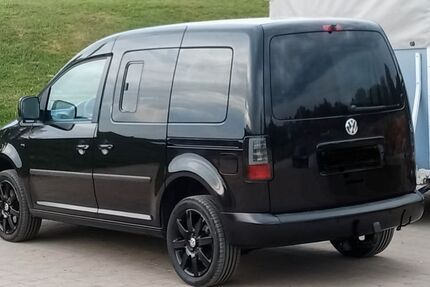 VW Caddy 144.000 km 10.800 &euro; Chemnitz 09131