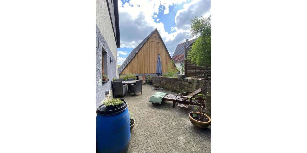 Einfamilienhaus Hardheim - 7 Zimmer, 140 m&sup2;, 159.000&euro; | Angebot:25873444