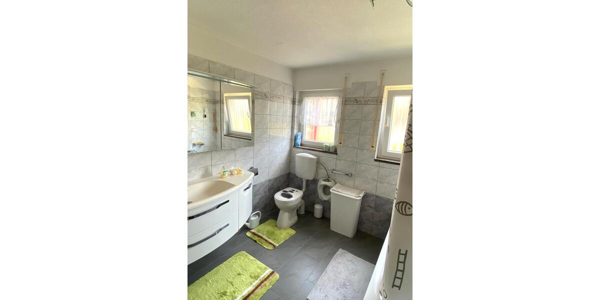 Etagenwohnung Wehr - 4 Zimmer, 95 m&sup2;, 310.000&euro; | Angebot:26426090