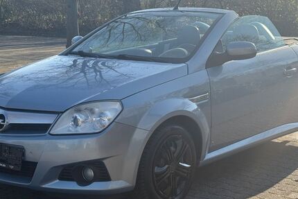 Opel Tigra 162.000 km 1.999 &euro; Rüsselsheim 65428