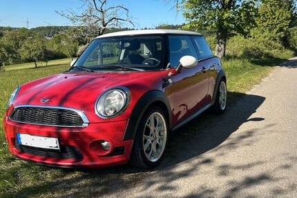 Mini Cooper 160.000 km 4.900 &euro; Kämpfelbach 75236