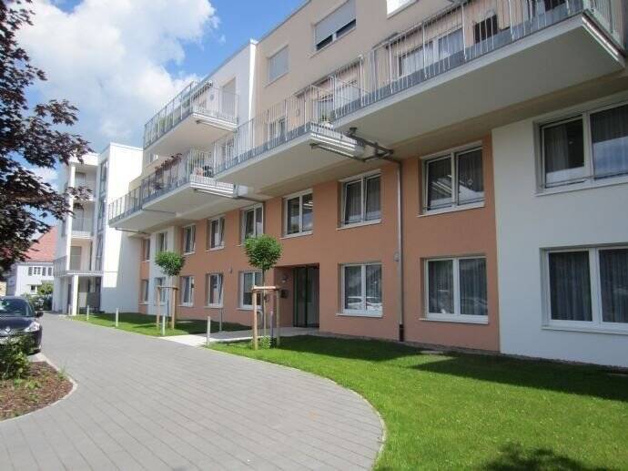 Etagenwohnung Albbruck - 2 Zimmer, 80 m&sup2;, 875&euro; | Angebot:26434289