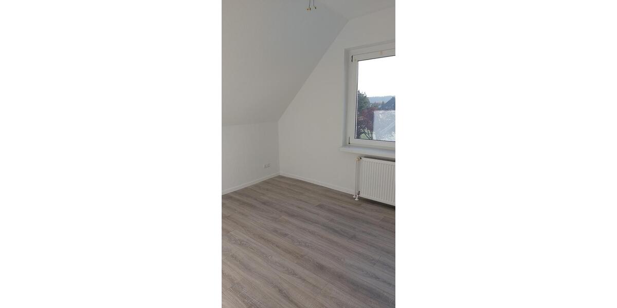 Dachgeschoßwohnung Plau am See - 2 Zimmer, 42 m&sup2;, 300&euro; | Angebot:26200042