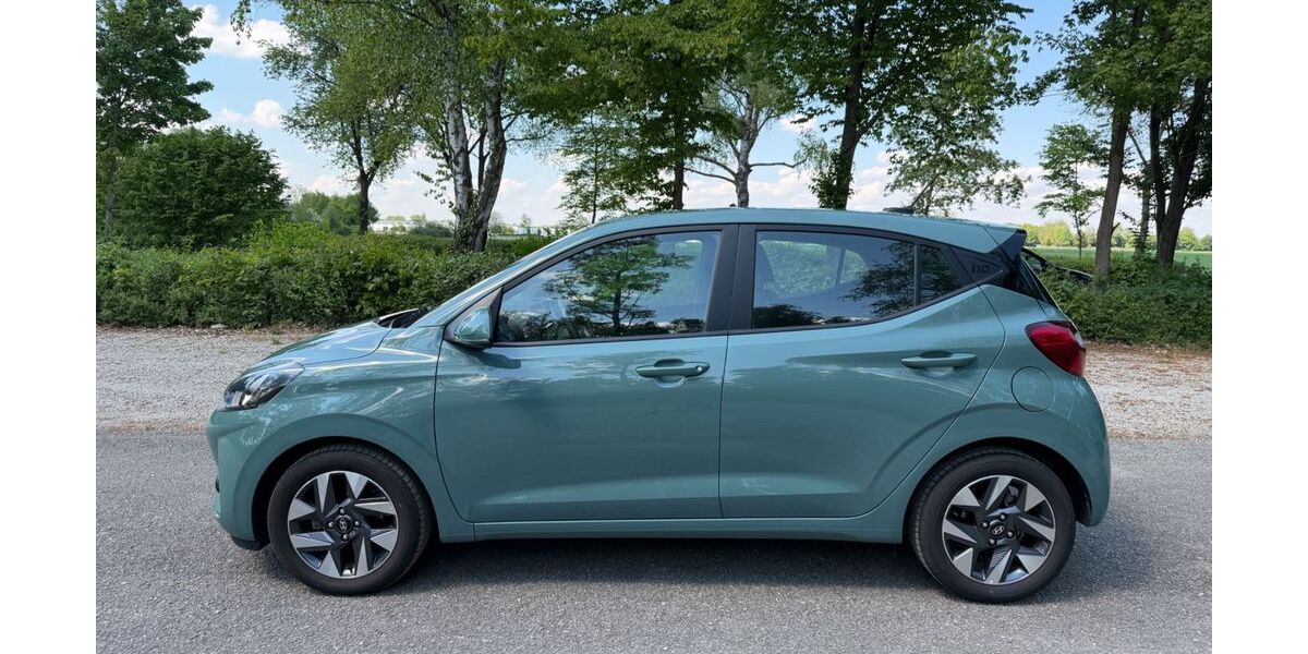 Hyundai i10 14.900 km 14.999 &euro; Olching 82140