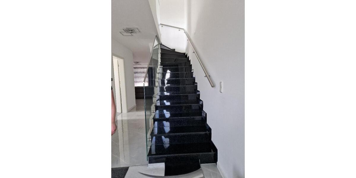 Doppelhaushälfte Nümbrecht - 4 Zimmer, 140 m&sup2;, 2.000&euro; | Angebot:26222623