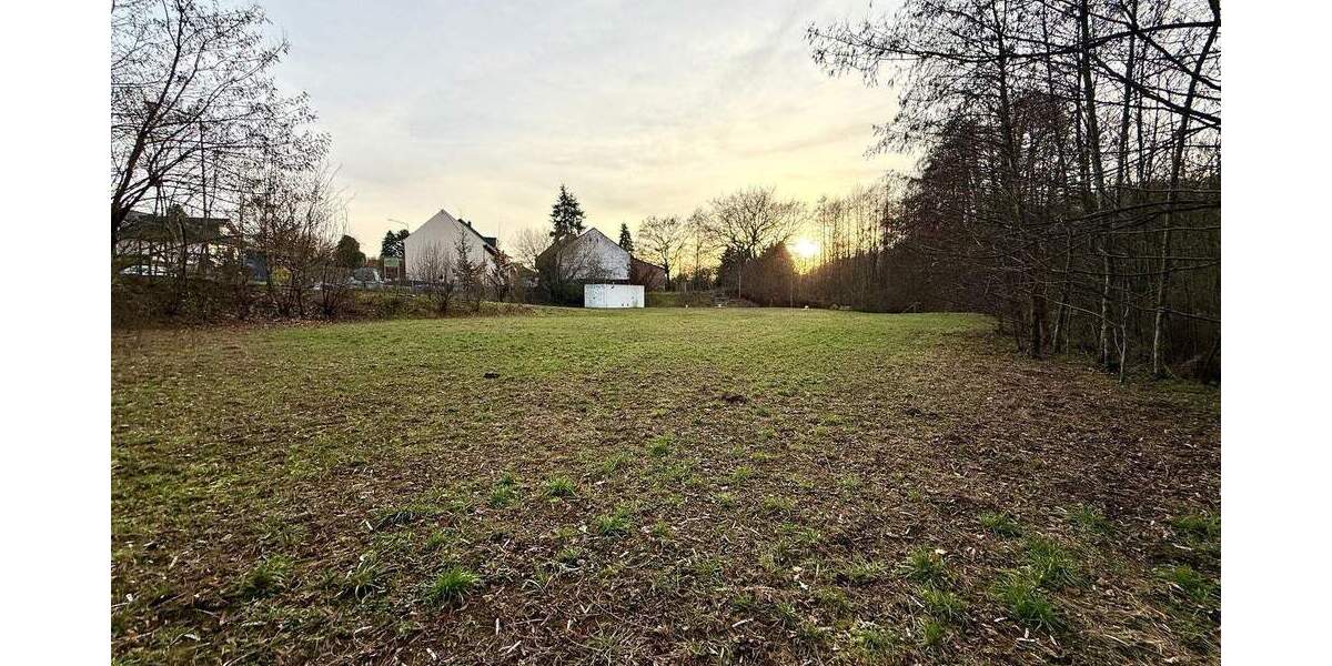 Baugrundstück nahe Uniklinik - geeignet für Mehrparteienhaus - Grundstück Homburg/ Schwarzenacker Schwarzenacker | Angebot:25475588