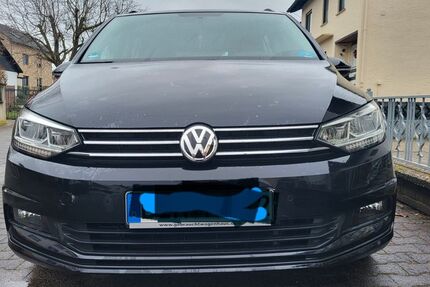 VW Touran 91.000 km 22.000 &euro; Bingen 55411