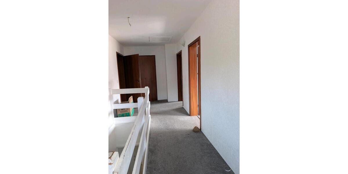 Etagenwohnung Burg (Dithmarschen) - 3 Zimmer, 87 m&sup2;, 690&euro; | Angebot:26409806