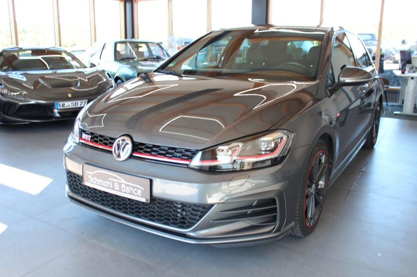 VW Golf 88.000 km 22.990 € Amstetten 73340