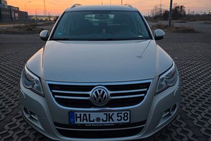 VW Tiguan 102.609 km 11.999 &euro; Halle Saale 06108