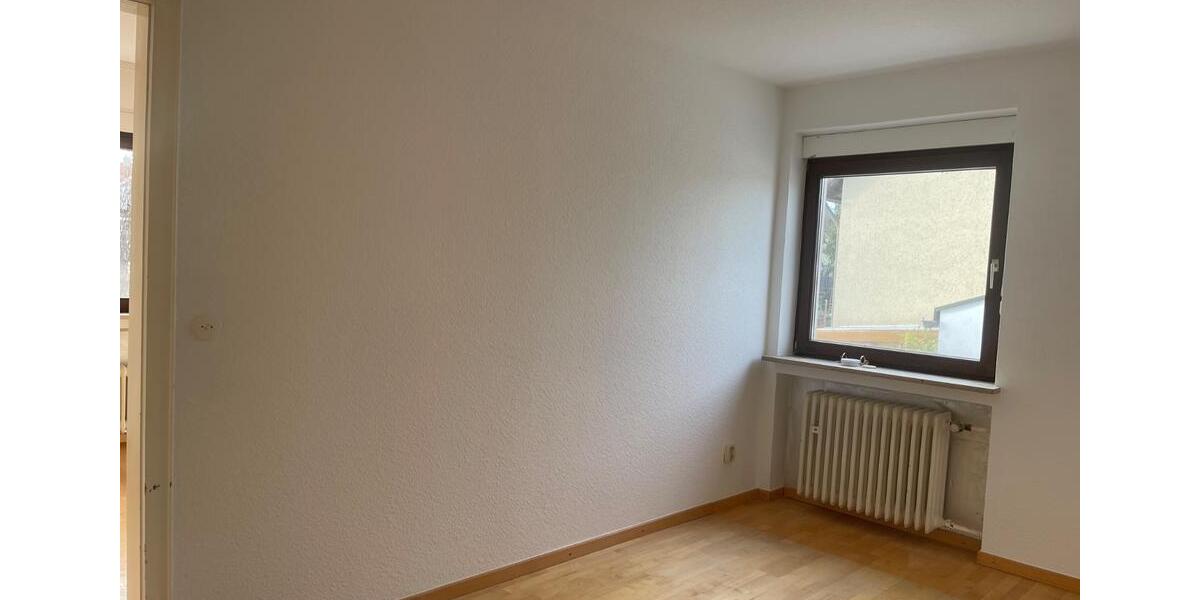 Doppelhaushälfte Heilsbronn - 6 Zimmer, 240 m&sup2;, 1.900&euro; | Angebot:24535997