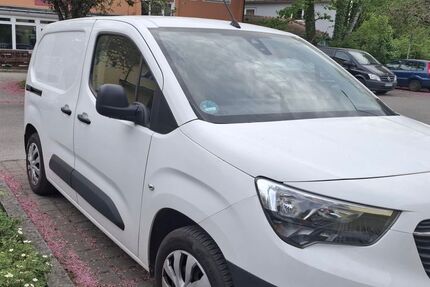 Opel Combo 89.000 km 12.500 &euro; München 81479