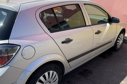 Opel Astra 190.000 km 1.950 &euro; Paderborn 33104