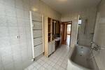 Etagenwohnung Lützen - 4 Zimmer, 120 m&sup2;, 980&euro; | Angebot:26797660