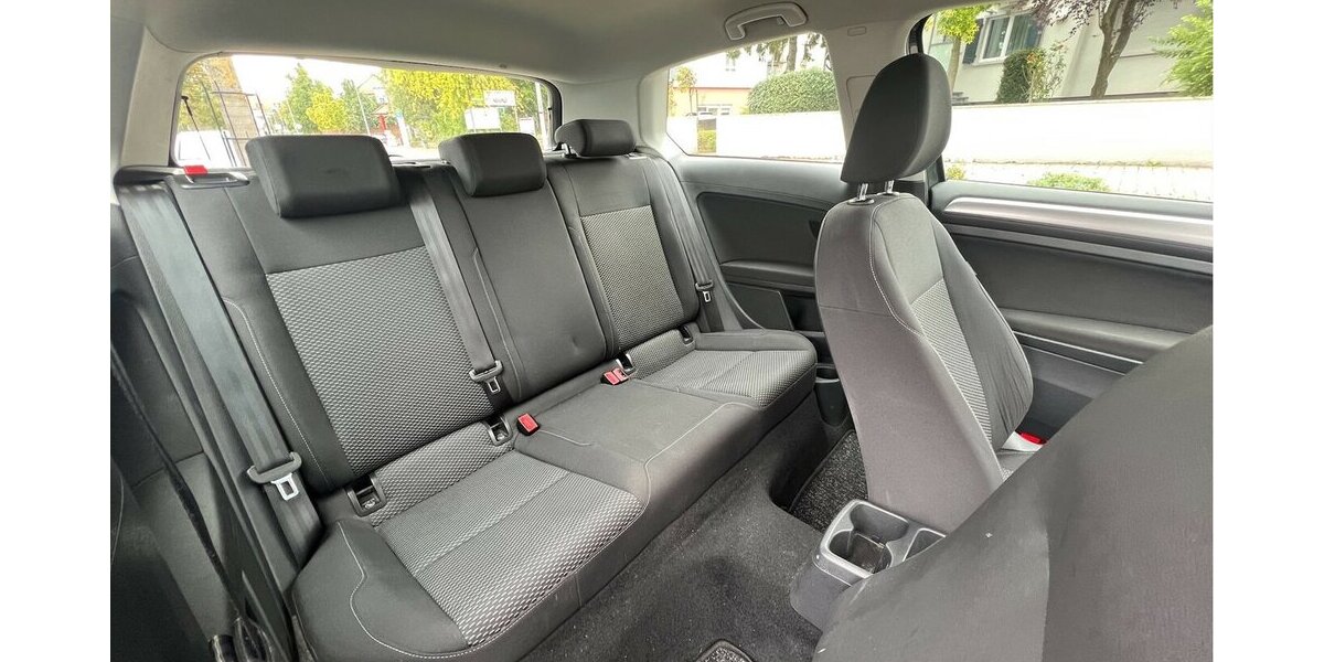 VW Golf 1.6 TDI VII. BMT Start-Stopp PDC 164.000 km 9.490 € Neckarsulm 74172