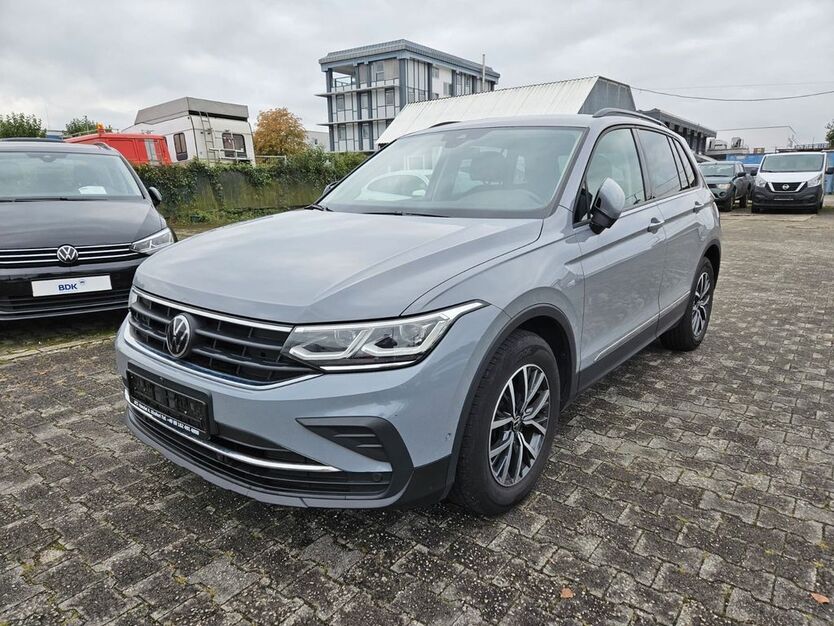 VW Tiguan 170.183 km 22.999 € Rosenheim 83026