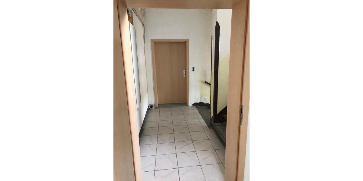 Etagenwohnung Zwickau - 4 Zimmer, 95 m&sup2;, 675&euro; | Angebot:25052648