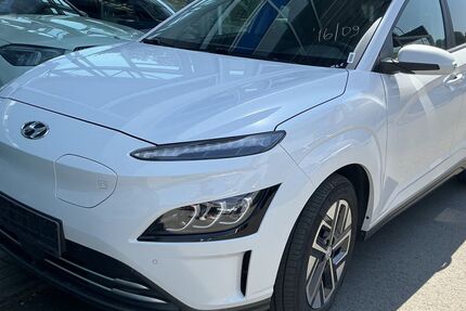Hyundai KONA 59.497 km 24.000 &euro; Eitorf 53783