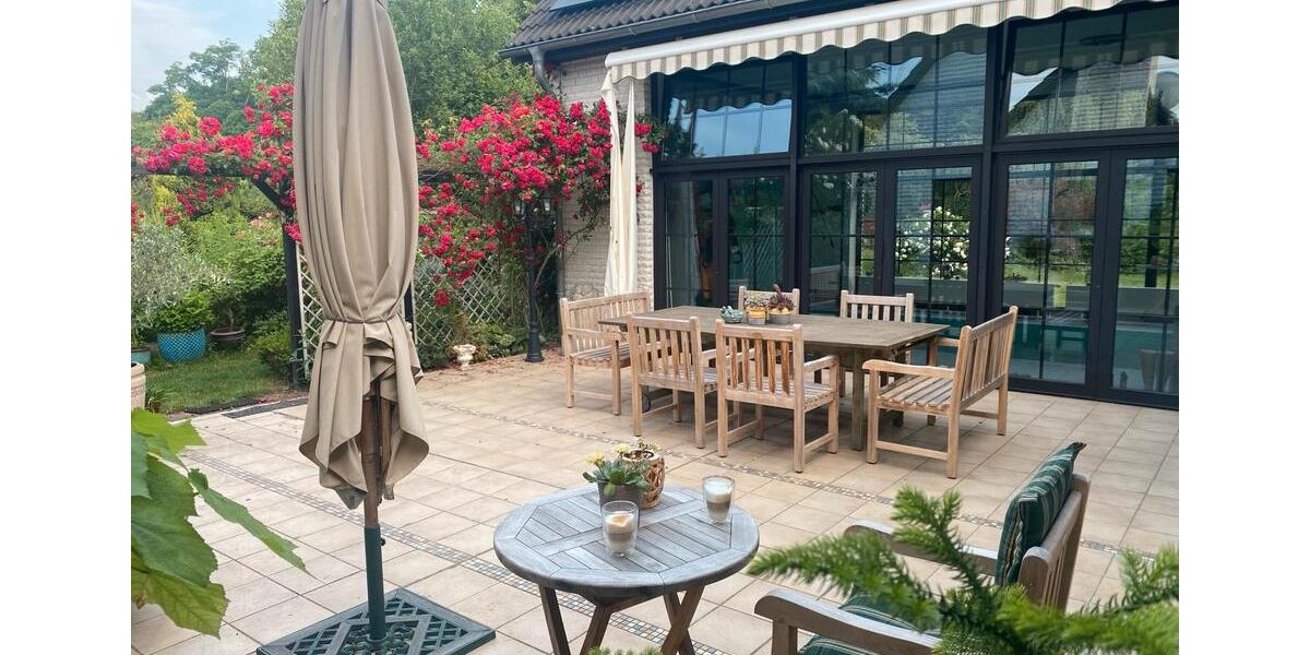 Einfamilienhaus Neuhardenberg - 7 Zimmer, 280 m&sup2;, 585.000&euro; | Angebot:27257875