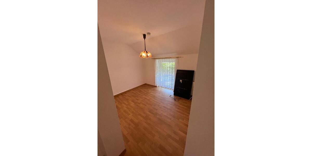 Etagenwohnung Zossen - 2 Zimmer, 26 m&sup2;, 317&euro; | Angebot:24978360