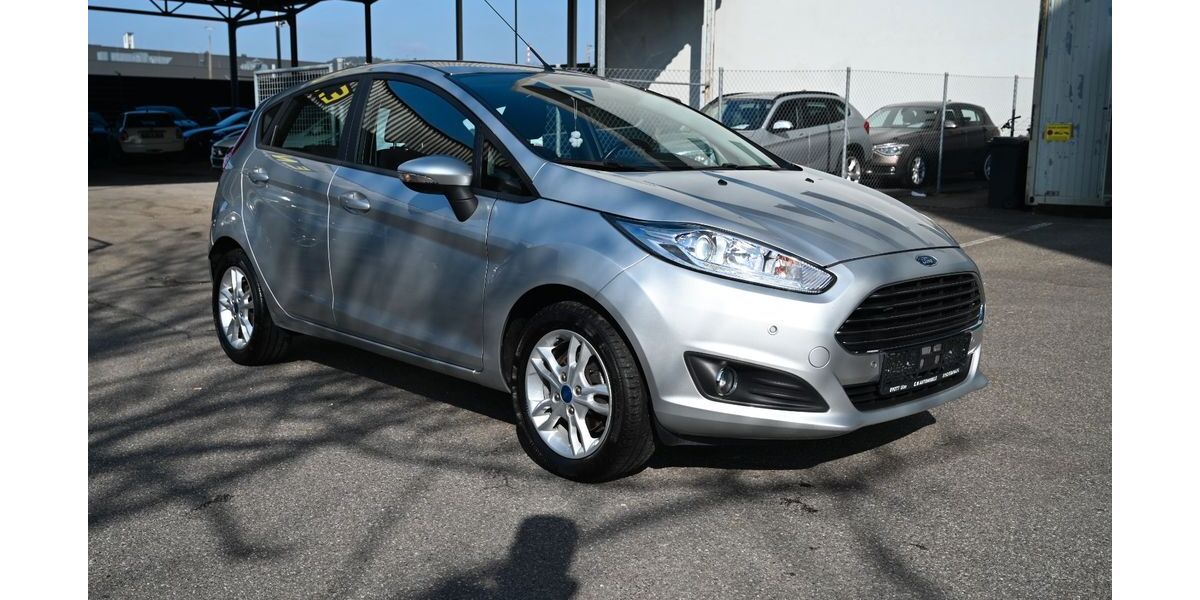 Ford Fiesta 118.000 km 6.900 € Ulm 89077