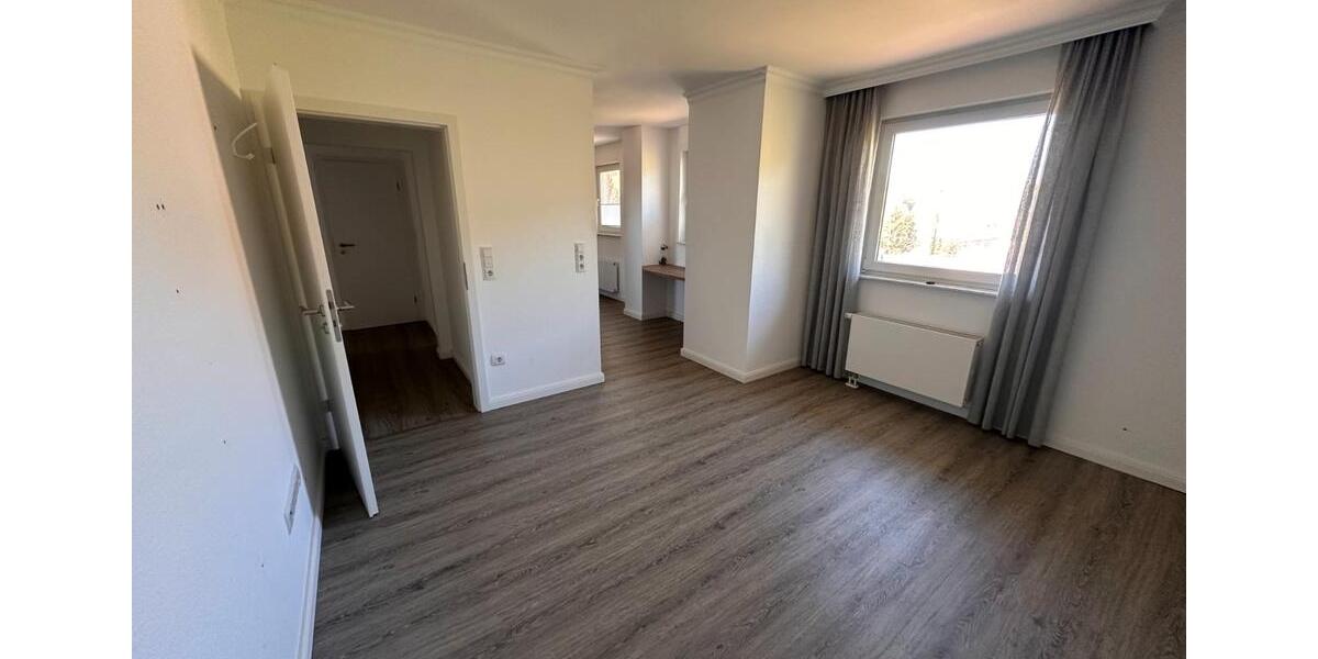 Etagenwohnung Ennepetal - 4 Zimmer, 121 m&sup2;, 1.200&euro; | Angebot:26383004