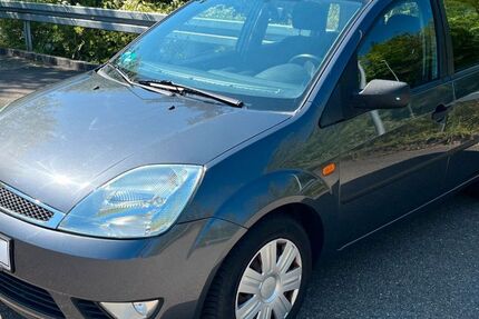 Ford Fiesta 103.000 km 2.590 € Böblingen 71034