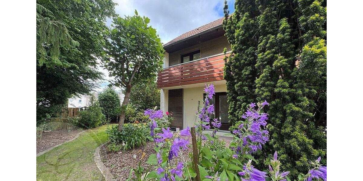 GI - ENDLICH ZUHAUSE: Großzügige Wohnung - EG u. Souterrain WG geeignet 4 zimmer