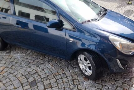 Opel Corsa 98.000 km 4.999 &euro; Milda 07751