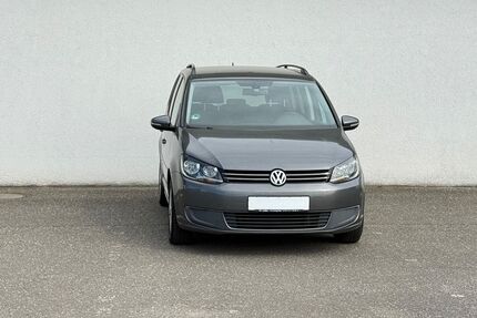 VW Touran 190.000 km 3.499 &euro; Kandel 76870