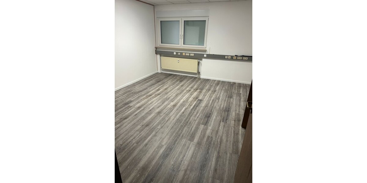 Baunatal, Gewerbefläche - Gewerbeobjekt Baunatal Großenritte | Angebot:14724318