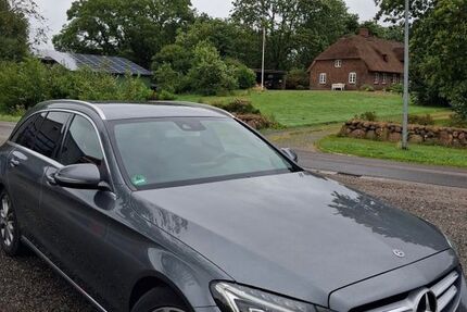 Mercedes-Benz 220 200.000 km 12.250 &euro; Klanxbüll 25924