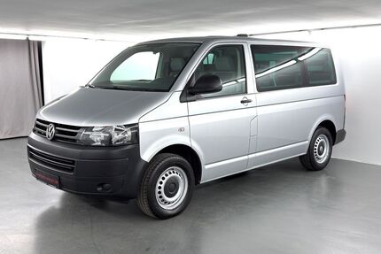 VW T5 Transporter 79.348 km 21.700 &euro; Germering bei München 82110