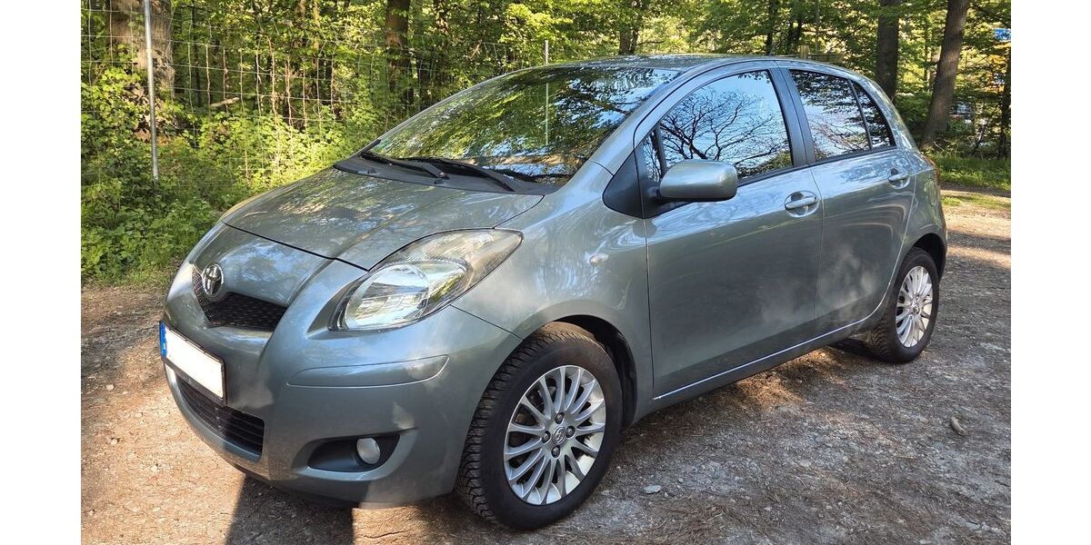 Toyota Yaris 80.500 km 5.650 &euro; Fränkisch-Crumbach 64407