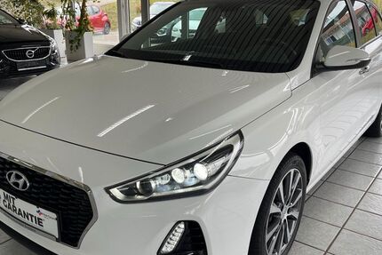 Hyundai i30 69.368 km 14.999 € Kesselsdorf 01723