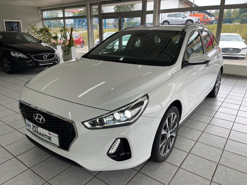 Hyundai i30 69.368 km 14.999 € Kesselsdorf 01723