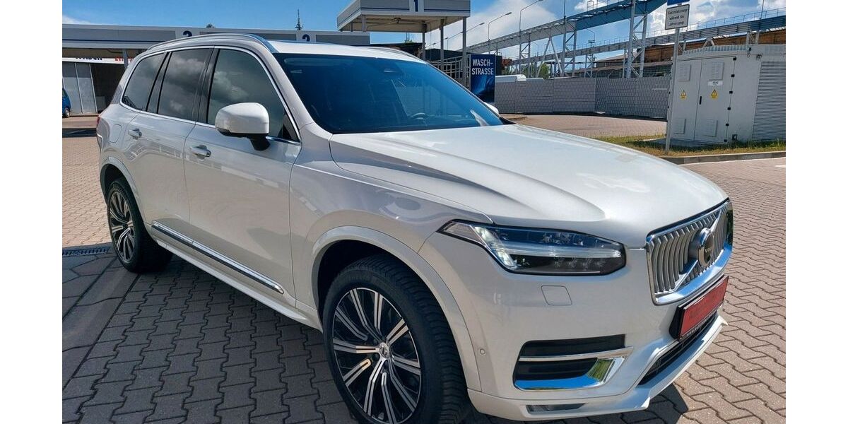 Volvo XC90 48.600 km 45.999 &euro; Leipzig 04328