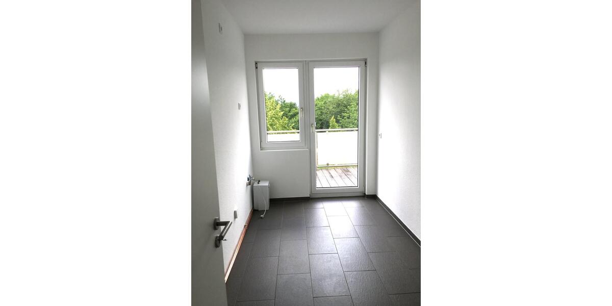 Dachgeschoßwohnung Solingen Burg - 2 Zimmer, 51 m&sup2;, 470&euro; | Angebot:25020322