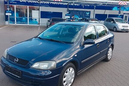 Opel Astra 147.000 km 2.199 &euro; Wiesbaden 65203