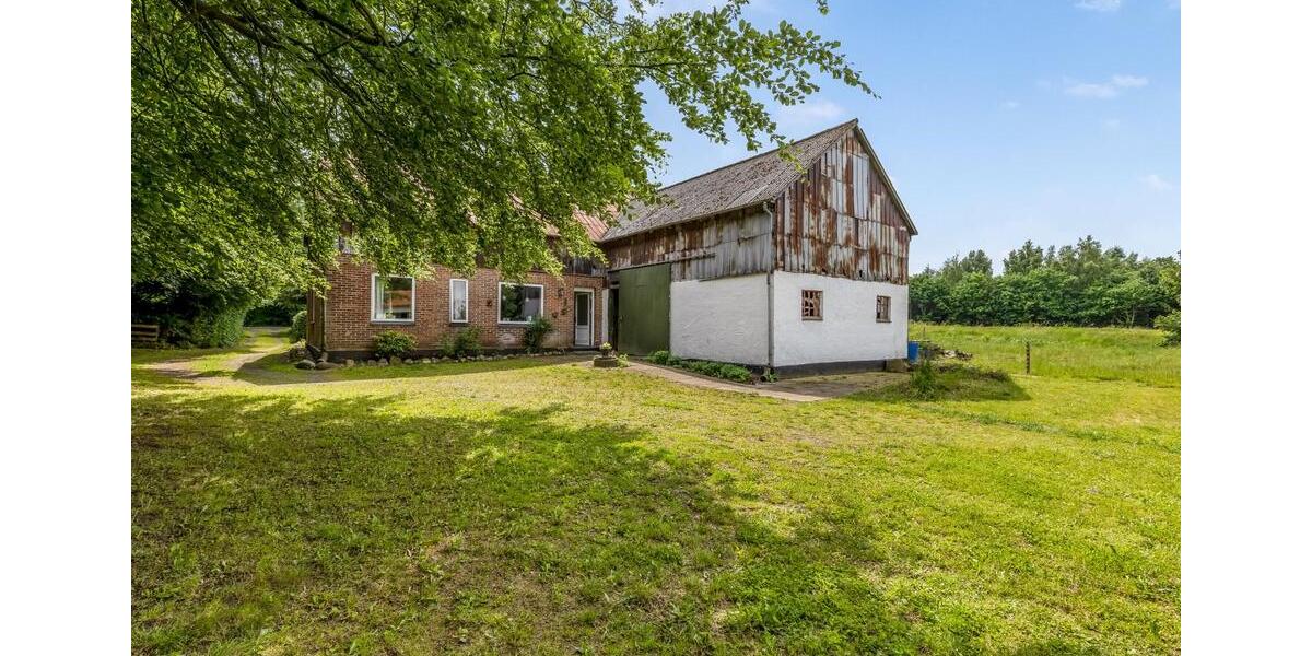 Bauernhaus, Landhaus Süderlügum - 5 Zimmer, 122 m&sup2;, 89.216&euro; | Angebot:26986519