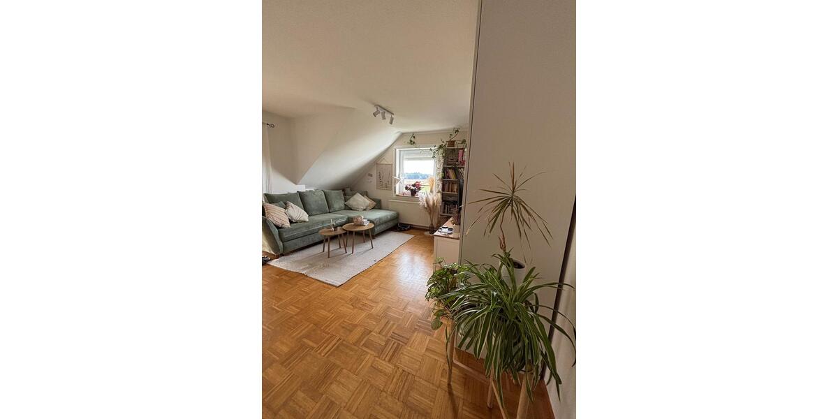 Dachgeschoßwohnung Bad Wurzach - 3 Zimmer, 68 m&sup2;, 700&euro; | Angebot:25415779