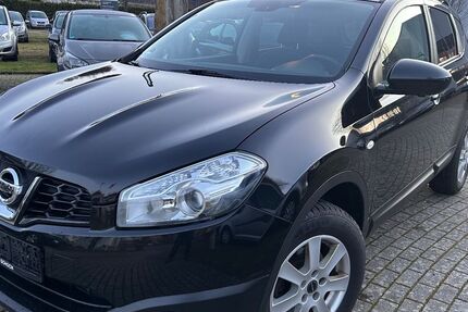 Nissan Qashqai 208.000 km 6.490 &euro; Lennestadt (Meggen)…. 57368