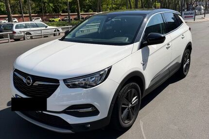Opel Grandland (X) 61.800 km 15.400 &euro; Köln 50937